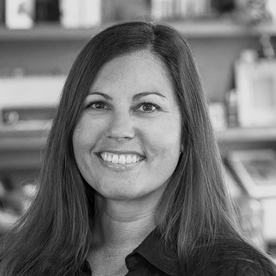 Controller at Arthur Elliott, Michelle Boch